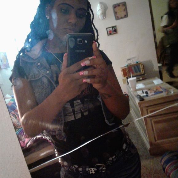 Meet your Posher, Gemini - Picture 1 of 8